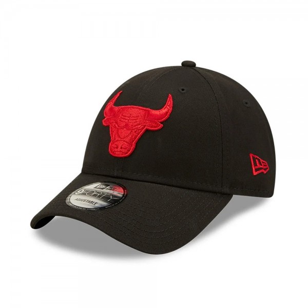 Chicago Bulls Neon Logo Black 9FORTY Cap 9FORTY Colour: Black 60240460