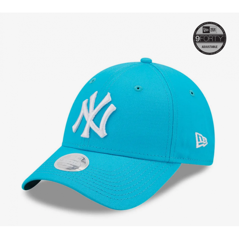 New York Yankees League Essential Womens Blue 9FORTY Adjustable Cap 9FORTY Blue 60240302